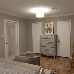 3 Schlafzimmer, Bügeleisen/Bügelbrett, WLAN, Bettwäsche