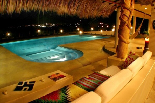 Outdoor pool, a heated pool