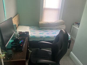 4 habitaciones, wifi y ropa de cama 