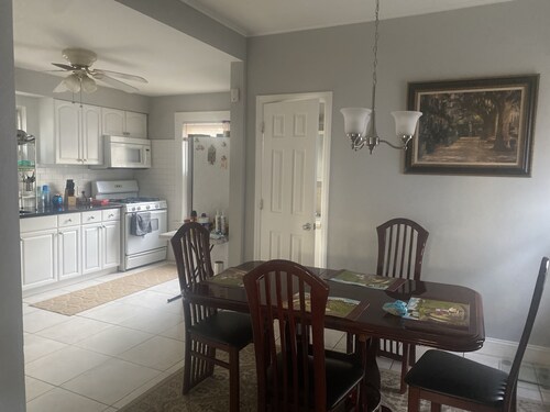 Vacation house near beaches and nyc