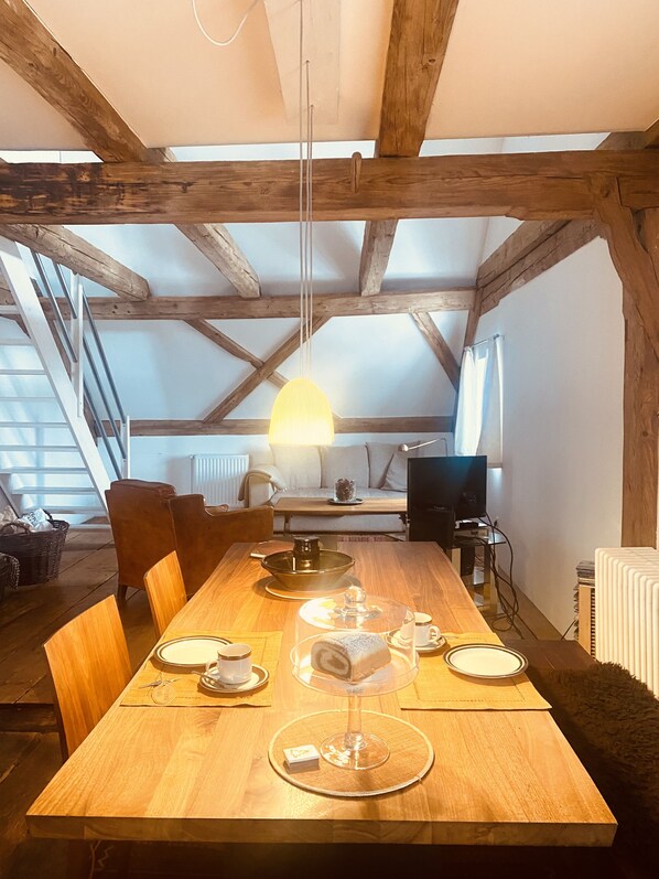 تناول الطعام