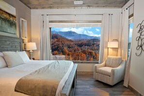 4 habitaciones, tabla de planchar con plancha y cuna de viaje 