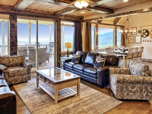 TV, peis og DVD-spiller