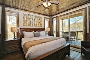 3 habitaciones, tabla de planchar con plancha y cuna de viaje 