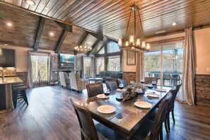 Dining - DOWNTOWN Cabin on Creek! 1/4 mile to Strip, 3 Decks, Fire Pits, Hot Tub, Gaming! (Gatlinburg)