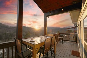 Outdoor dining - 2BR Premium Cabin w/ Hot Tub & Game Rm / 1 Mile to DT / Mtn & City Views! (Gatlinburg)