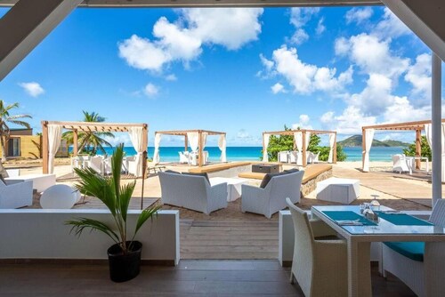 SeaChange- A Private Villa for Family Vacations, with 
Wyndham Resort Membership