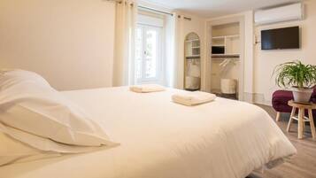 2 slaapkamers, een strijkplank/strijkijzer, wifi, beddengoed