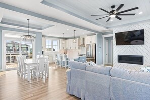 TV, fireplace, offices