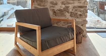 Renovated sheepfold near the slopes ideal for 2 families