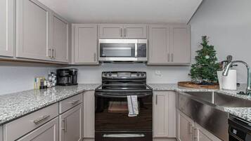 Microwave, oven, stovetop, dishwasher