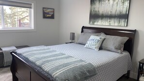 3 bedrooms, desk, free WiFi, bed sheets