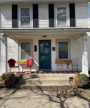 Exterior detail - “our little retro scene” No cleaning fee and no Taxes all include. (Gallipolis)