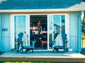 Terrace/patio - #2 travel room · 2-Hot tub-Water view-Full kitchen-beach-1 bedroom (Sequim)