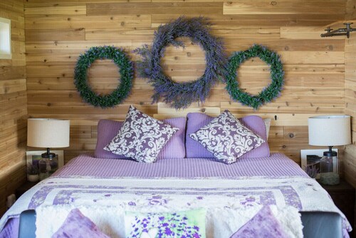 Rm 4 Sequim lavender · 4-Water View-Beach access-Sequim's Lavender Room