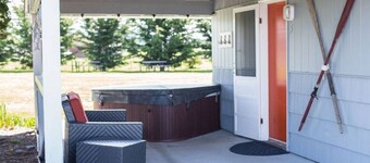 5- Hot Tub & Massage Chair- Water view Cottage