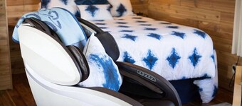 5- Hot Tub & Massage Chair- Water view Cottage