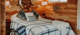 5- Hot Tub & Massage Chair- Water view Cottage