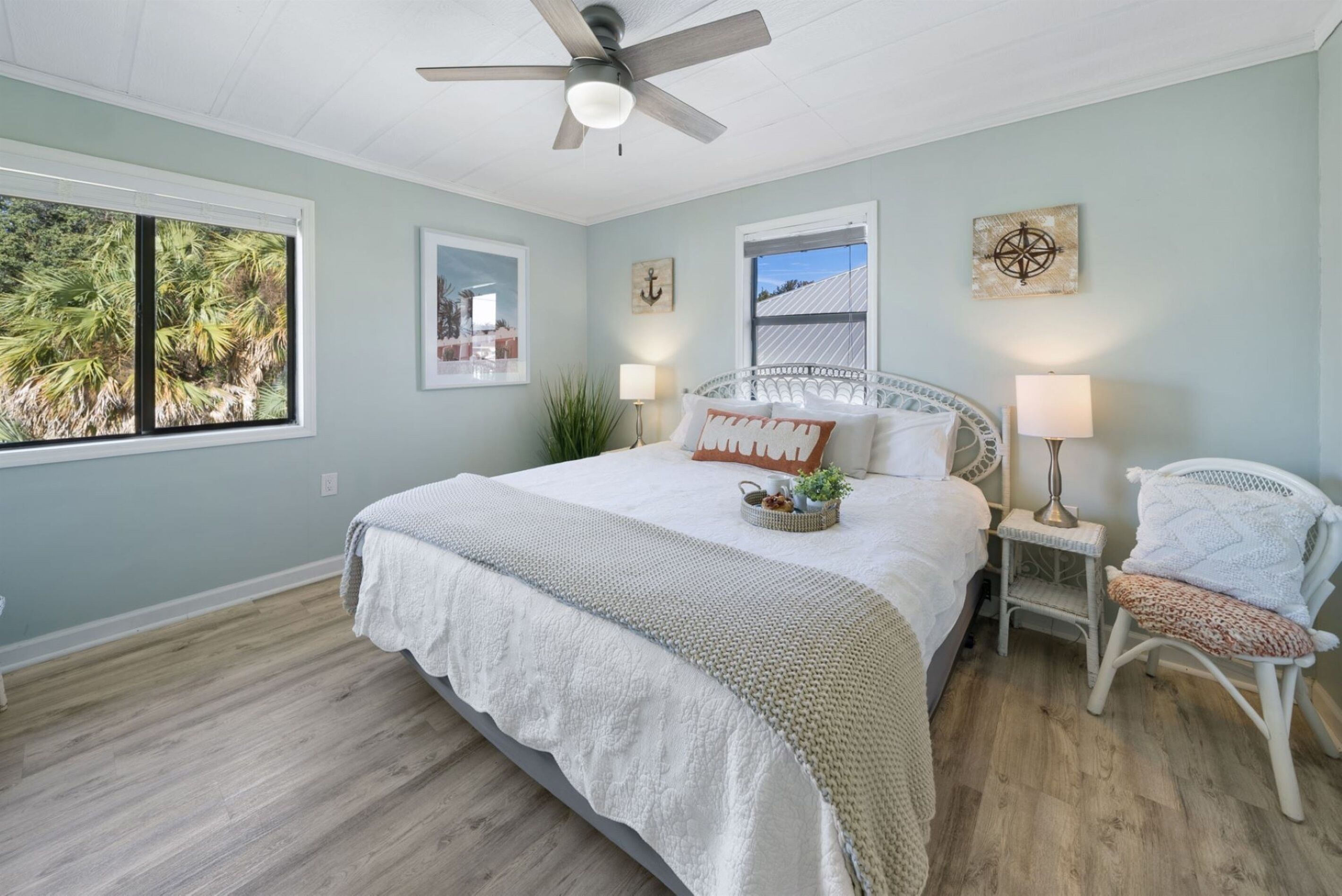 2 chambres, fer et planche à repasser, Wi-Fi gratuit, draps fournis