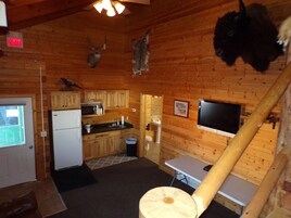 Standard Cabin, 4 Bedrooms, 2 Bathrooms | Private kitchenette | Mini-fridge, microwave, coffee/tea maker, toaster