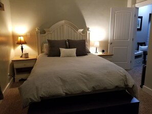 2 bedrooms, desk, iron/ironing board, travel cot