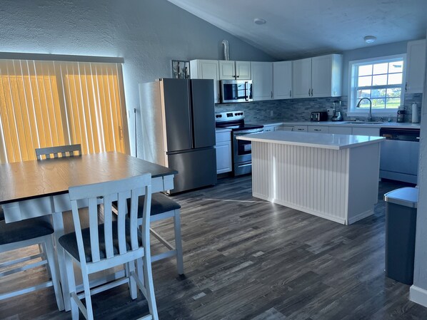 Private kitchen - Beach vibes (Galveston)