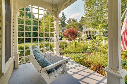 'The Porch House' Located in Historic Village