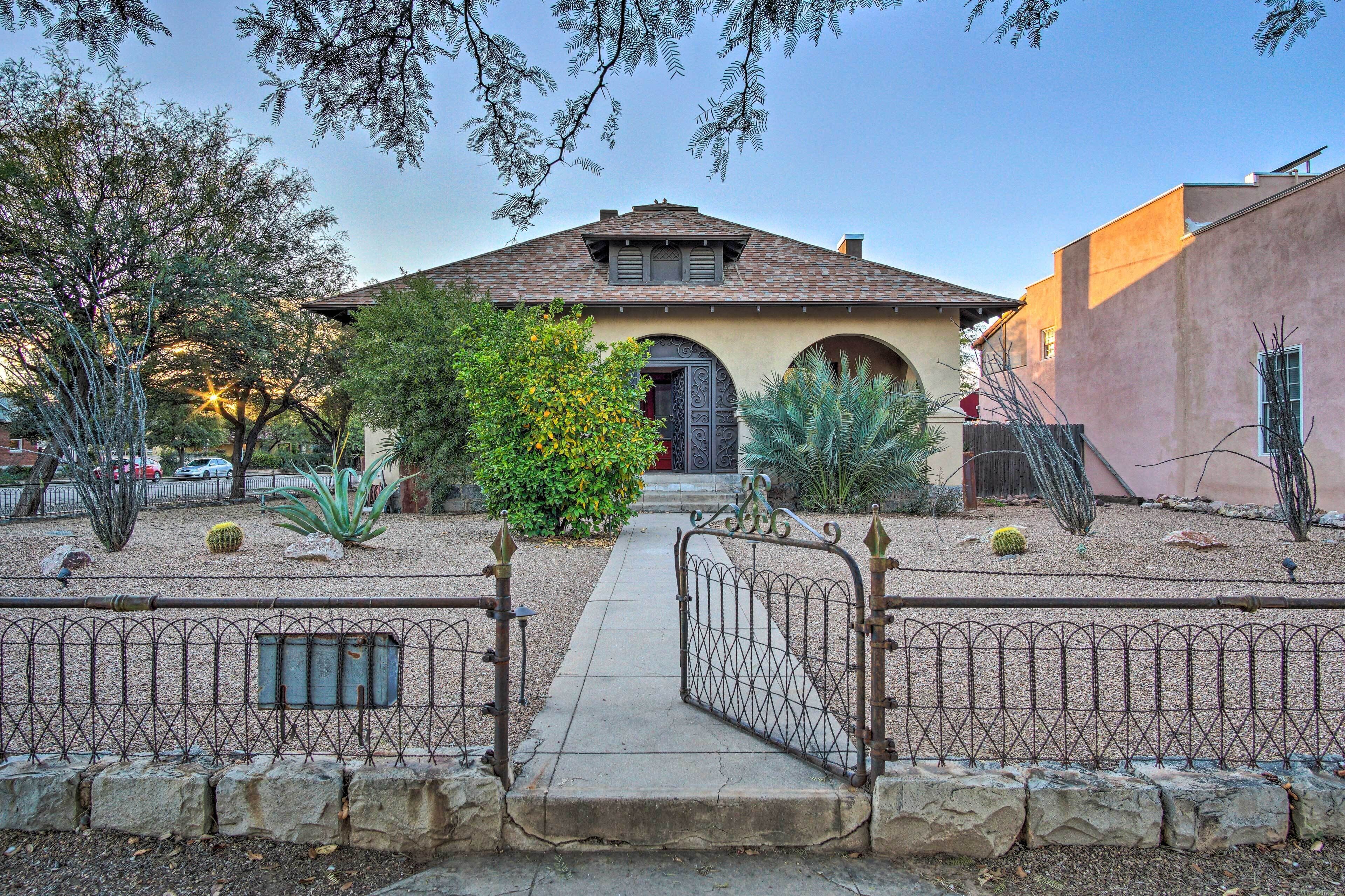 Stunning Tucson Retreat in Armory Park!