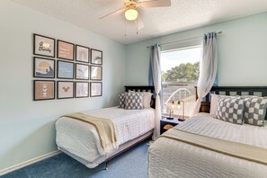 4 chambres, fer et planche à repasser, Wi-Fi, draps fournis