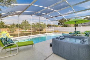 Beheizter Pool