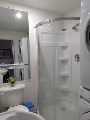 Shared bathroom - Healing Touch Living Space (Amherst)