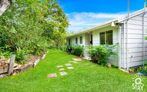 Front of property - Parkwood Cottage - Q Stay (Parkwood)