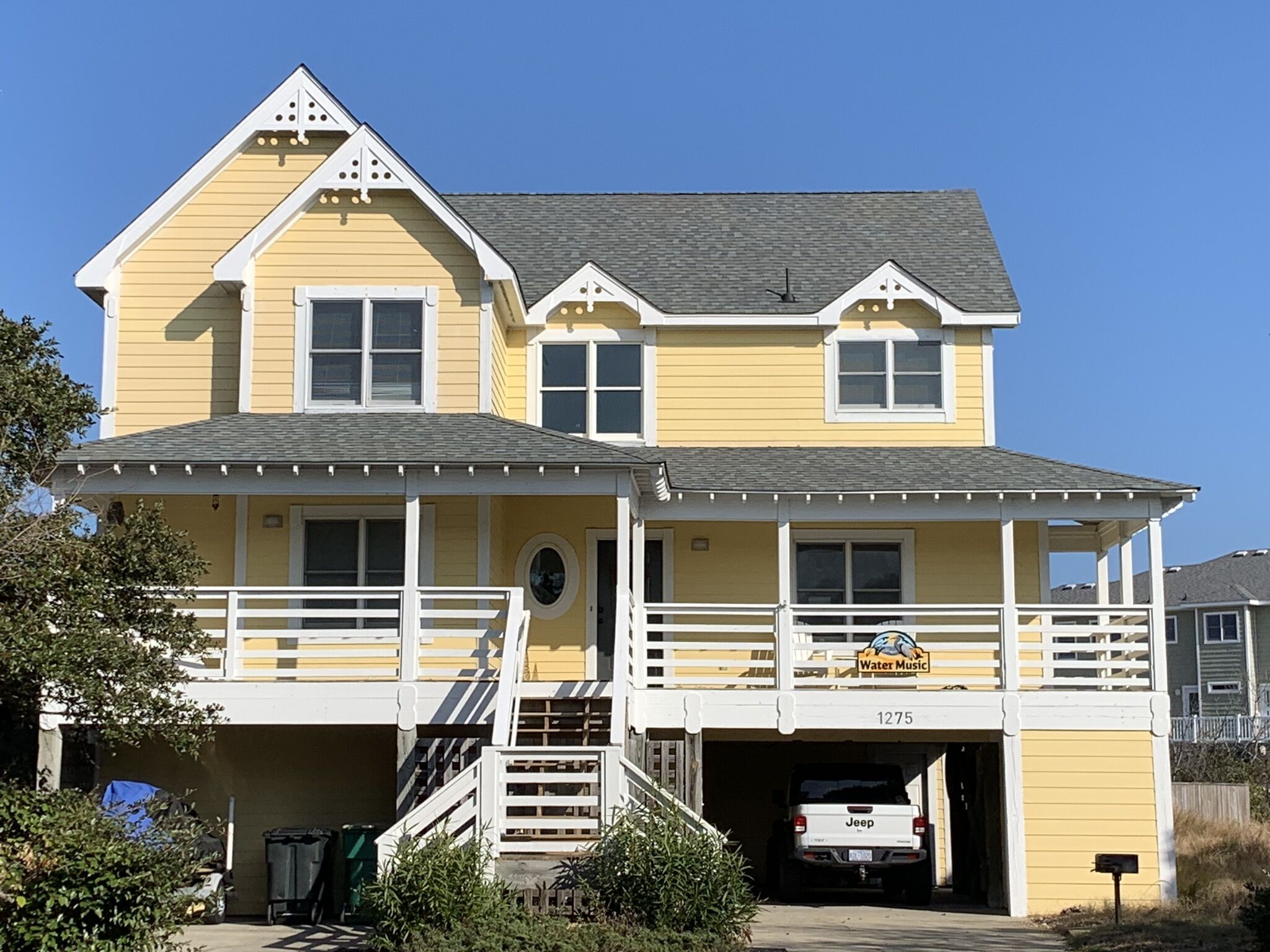 Water Music OBX:  Ocean views, easy beach access, private pool.  Pet friendly.