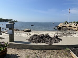 Beach nearby - Beautiful home on Lords Point in Stonington CT with lots of parking on large lot (Stonington)