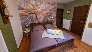 2 chambres, fer et planche à repasser, draps fournis