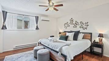 2 bedrooms, iron/ironing board, WiFi, bed sheets