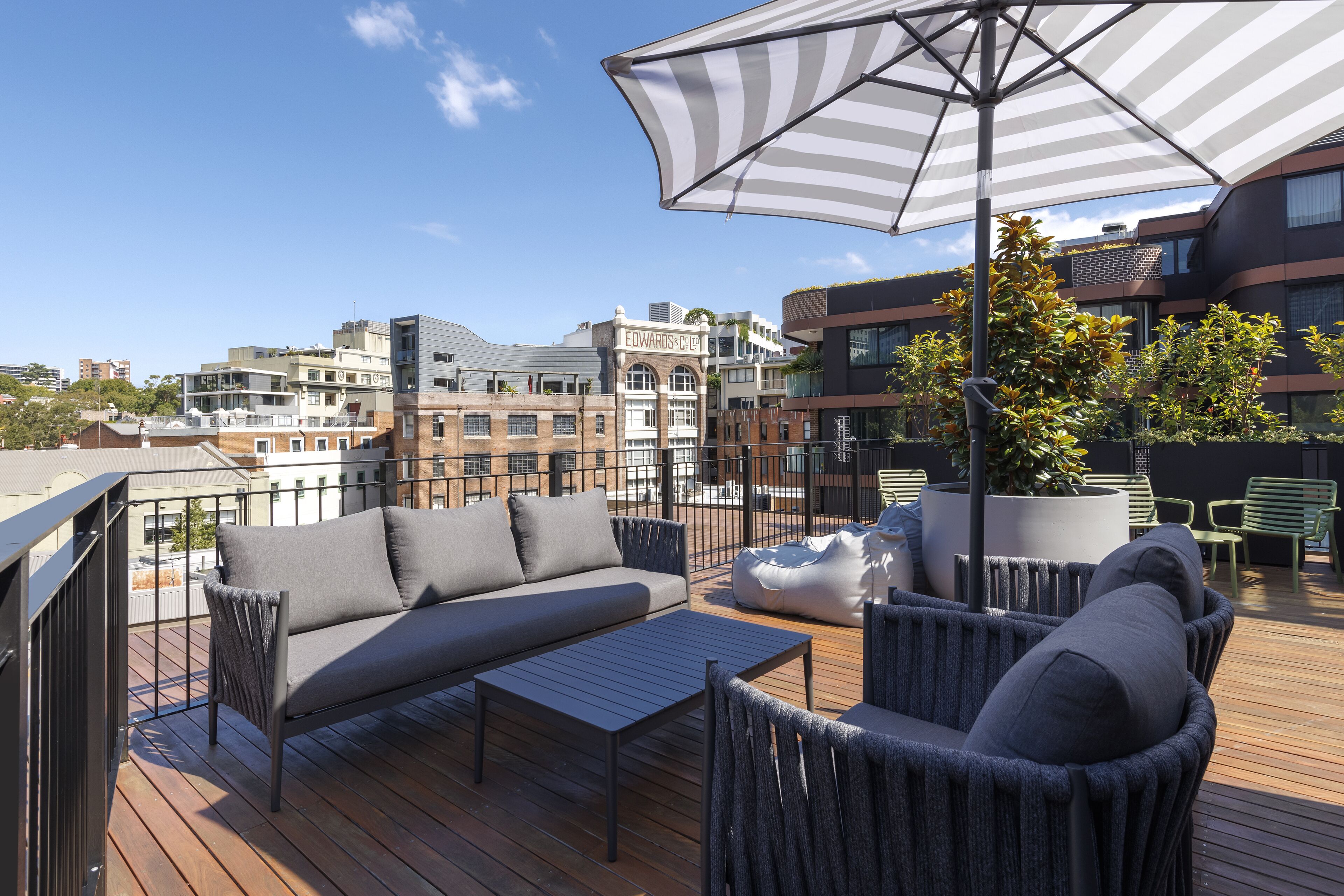 Photo - 202 Elizabeth