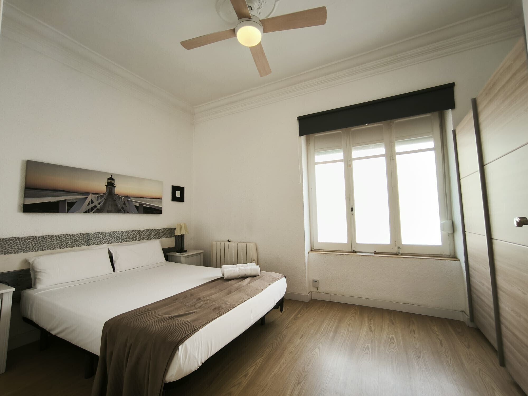 3 habitaciones, tabla de planchar con plancha y wifi gratis 