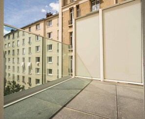 Property grounds - Paris as we like it! (Paris)