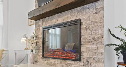 Jefferson Off Main: *4 Beds*King Beds*Walk to Main* 3 Full Bath