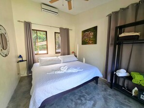 خزنة داخل الغرفة وواي فاي مجانًا