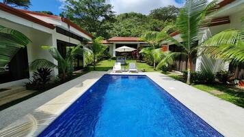 Bagian depan properti