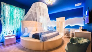 10 habitaciones, tabla de planchar con plancha, wifi y ropa de cama 