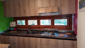 Fridge, oven, stovetop, dishwasher - 7km from sea-Private pool-Hilly-Strategic location surrounded by 3 Natural Parks (Toscana)
