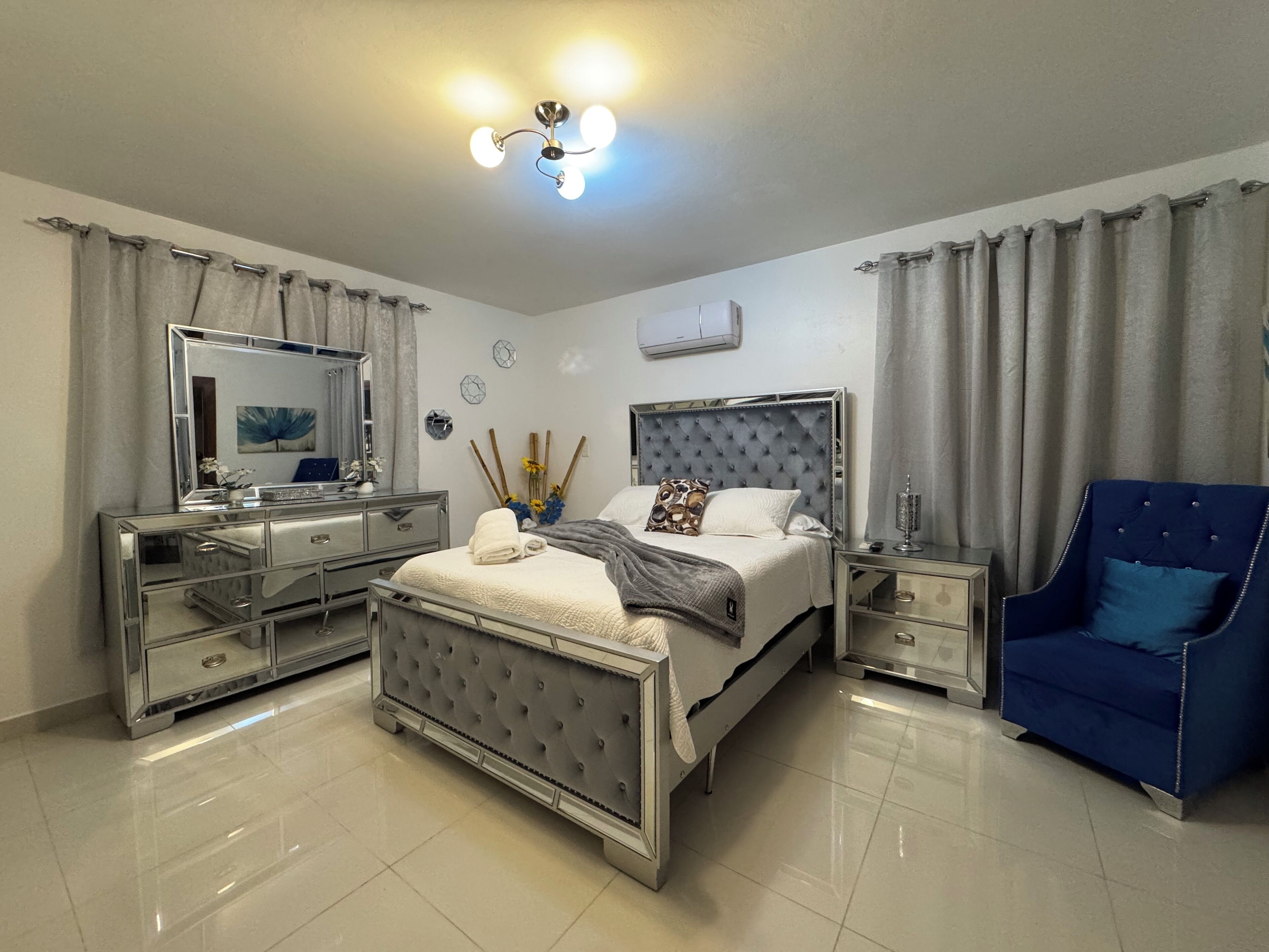 3 Schlafzimmer, Bügeleisen/Bügelbrett, Internetzugang, Bettwäsche