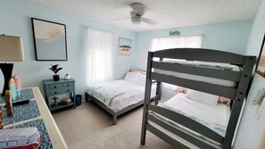2 chambres, fer et planche à repasser, accès au Wi-Fi (inclus)