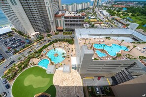 Imagen sin descripción, 5 de 50, botón