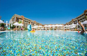 Pool - Prestige Fort Beach (Nessebar)