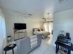 1 bedroom, iron/ironing board, free WiFi, bed sheets