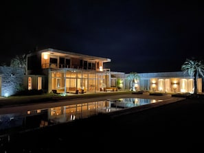 Luxury House | Terrace/patio